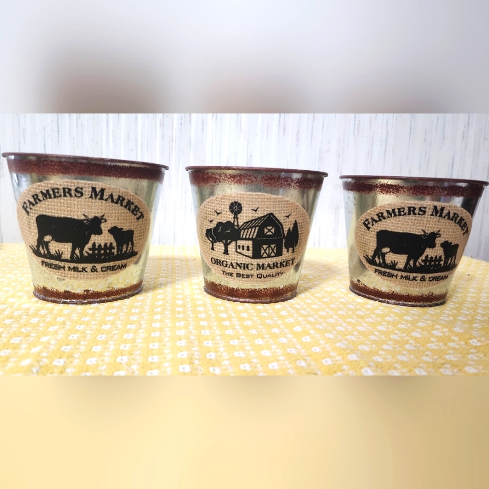 3 tin farm buckets. Approx 5 inches in height